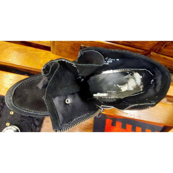 MIA Women's Black Suede Wedge Booties. Fringe laces. Size 8.5 - Picture 9 of 13